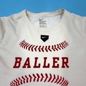 NIKE BALLER Graphic Tee